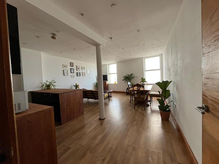 Margate Sea Front Apartment Exterior foto